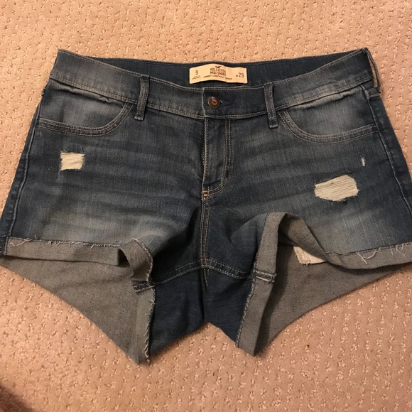 Hollister Pants - Hollister Jean shorts, light use, 4 inch inseam